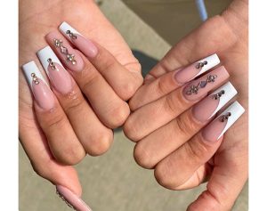 How Long Do Acrylic Nails Last?